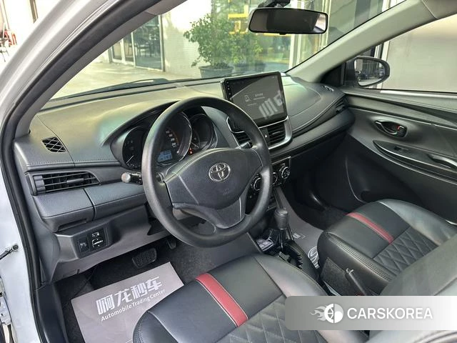 Toyota Yaris L 2021 Белый из Китая, фото 6