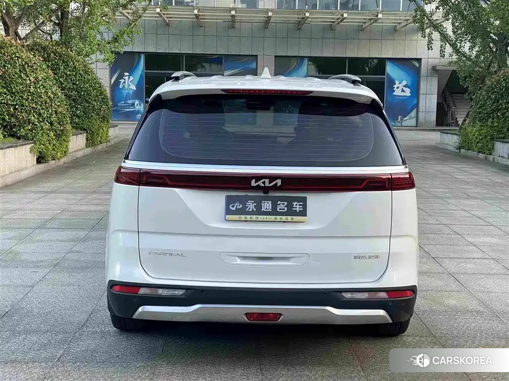Kia Carnival 2023 Белый из Китая, фото 6