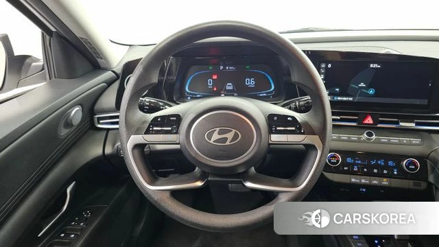 Hyundai The New Avante (CN7) 2023 Белый из Кореи, фото 6