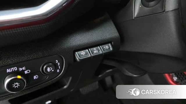 Chevrolet (GM Daewoo) Trailblazer 2021 Белый из Кореи, фото 6