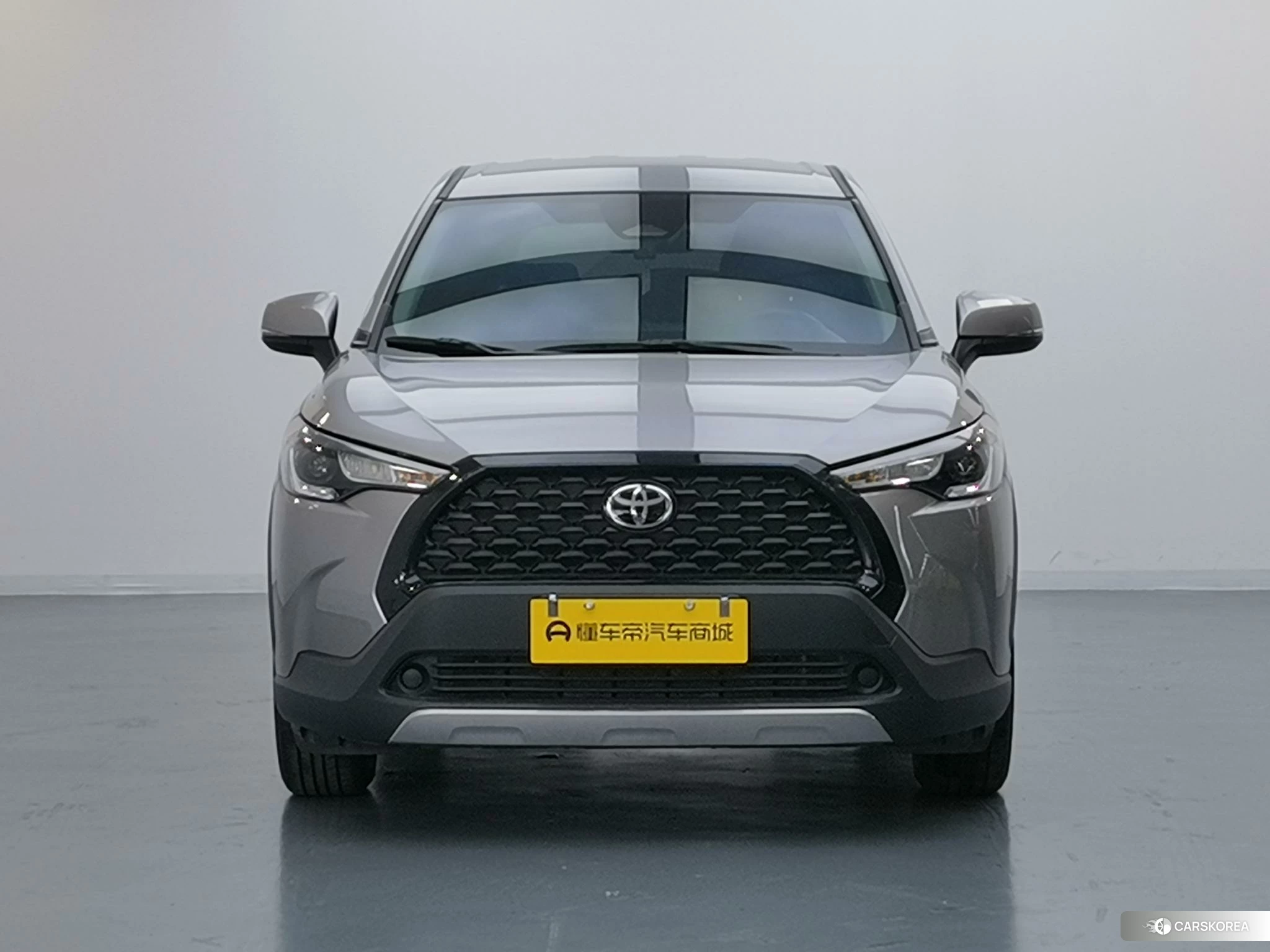 Toyota Corolla 2024 Серебристо-серый из Китая, фото 6