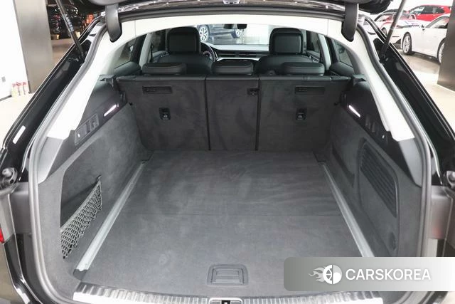 Audi A6 2024 Черный из Китая, фото 6