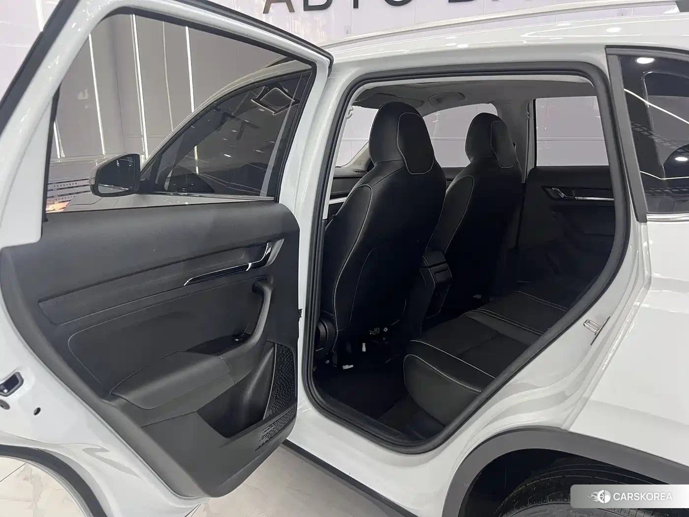 Skoda Kamiq 2023 Белый из Китая, фото 6