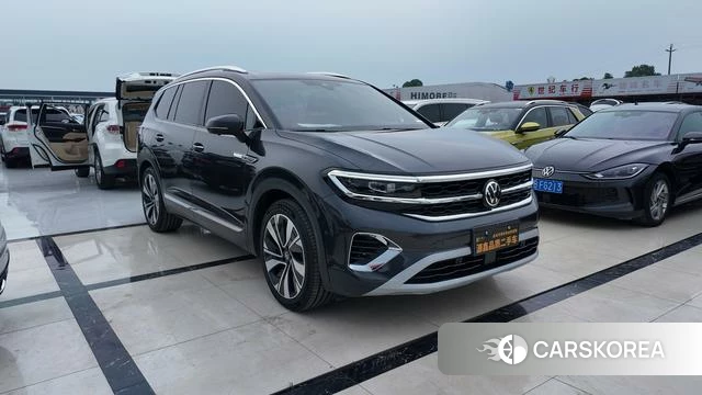 Volkswagen Talagon 2024 Темно-серый из Китая, фото 6