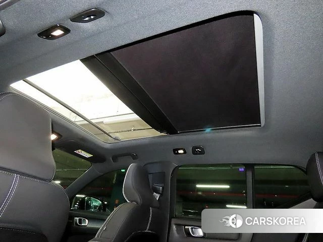 Volvo XC40 2024 Черный из Кореи, фото 6