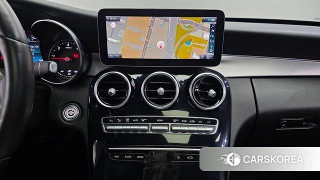 Mercedes-Benz C-Class W205 2020 Белый из Кореи, фото 6