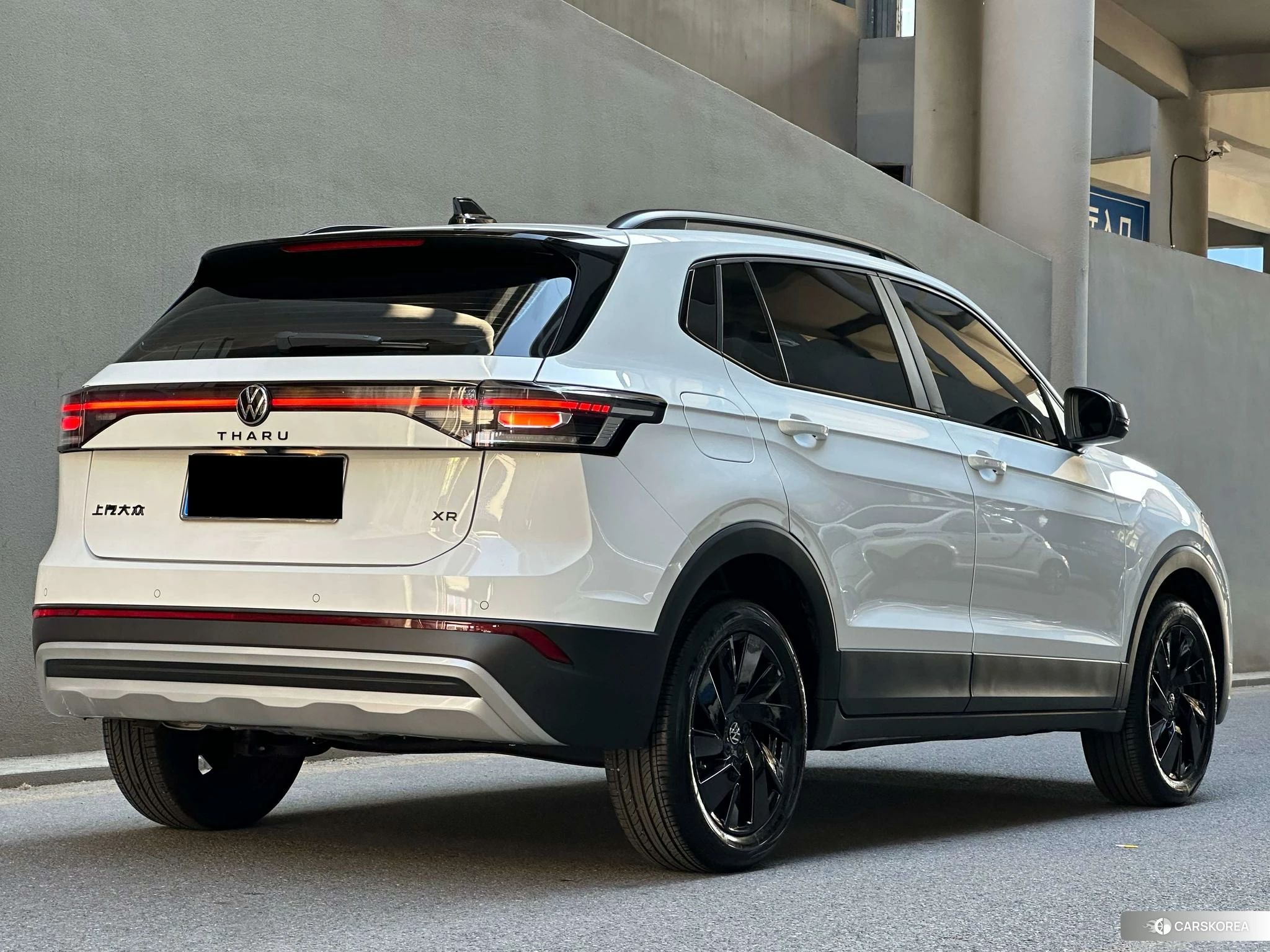 Volkswagen Tharu 2024 Белый из Китая, фото 6