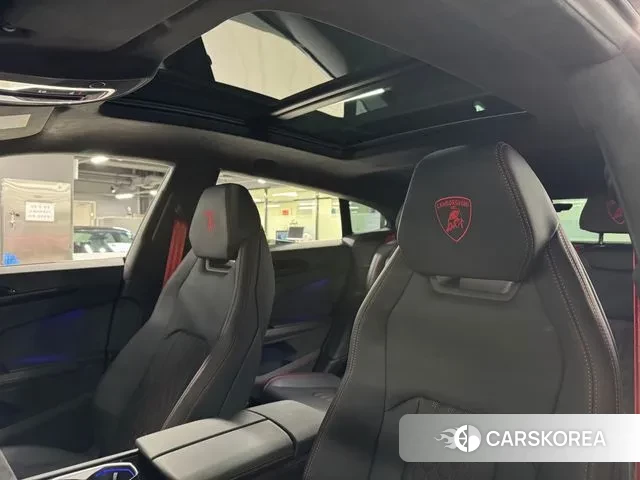 Lamborghini Urus 2025 Красный из Кореи, фото 6