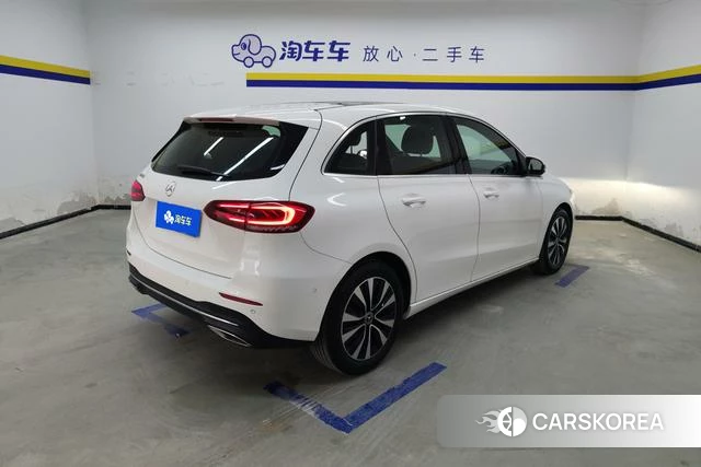 Mercedes-Benz B-class 2023 Белый из Китая, фото 6