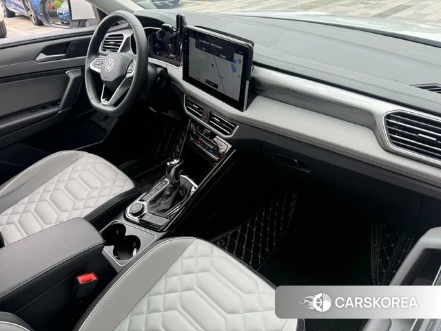 Volkswagen Tayron 2023 Белый из Китая, фото 6