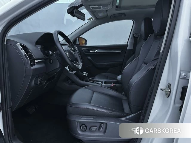 Skoda Karoq 2024 Белый из Китая, фото 6