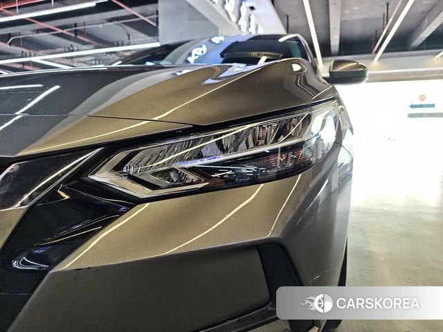 Nissan Sylphy 2021 Темно-серый из Китая, фото 6