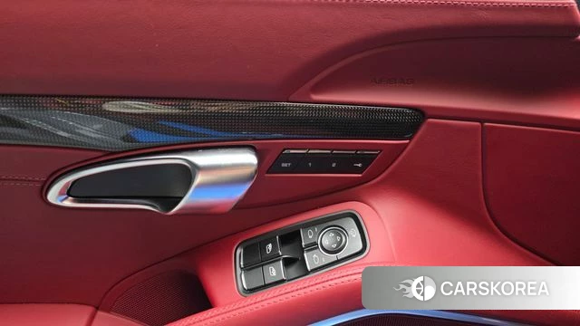 Porsche 718 Boxster 2023 Светло-серебряный цвет из Кореи, фото 6