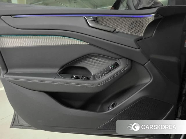 Audi A6 (C9) 2026 Серый из Кореи, фото 6