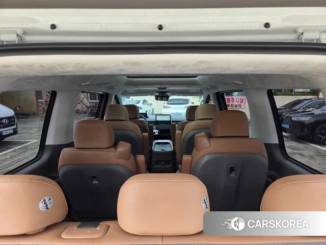 Hyundai Staria 2025 Белый из Кореи, фото 6