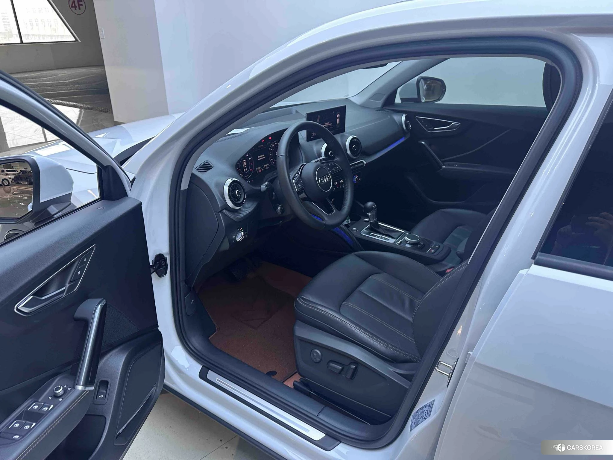 Audi Q2L 2021 Белый из Китая, фото 6