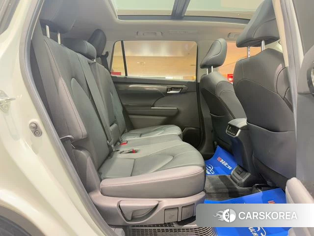 Toyota Highlander 2021 Белый из Китая, фото 6