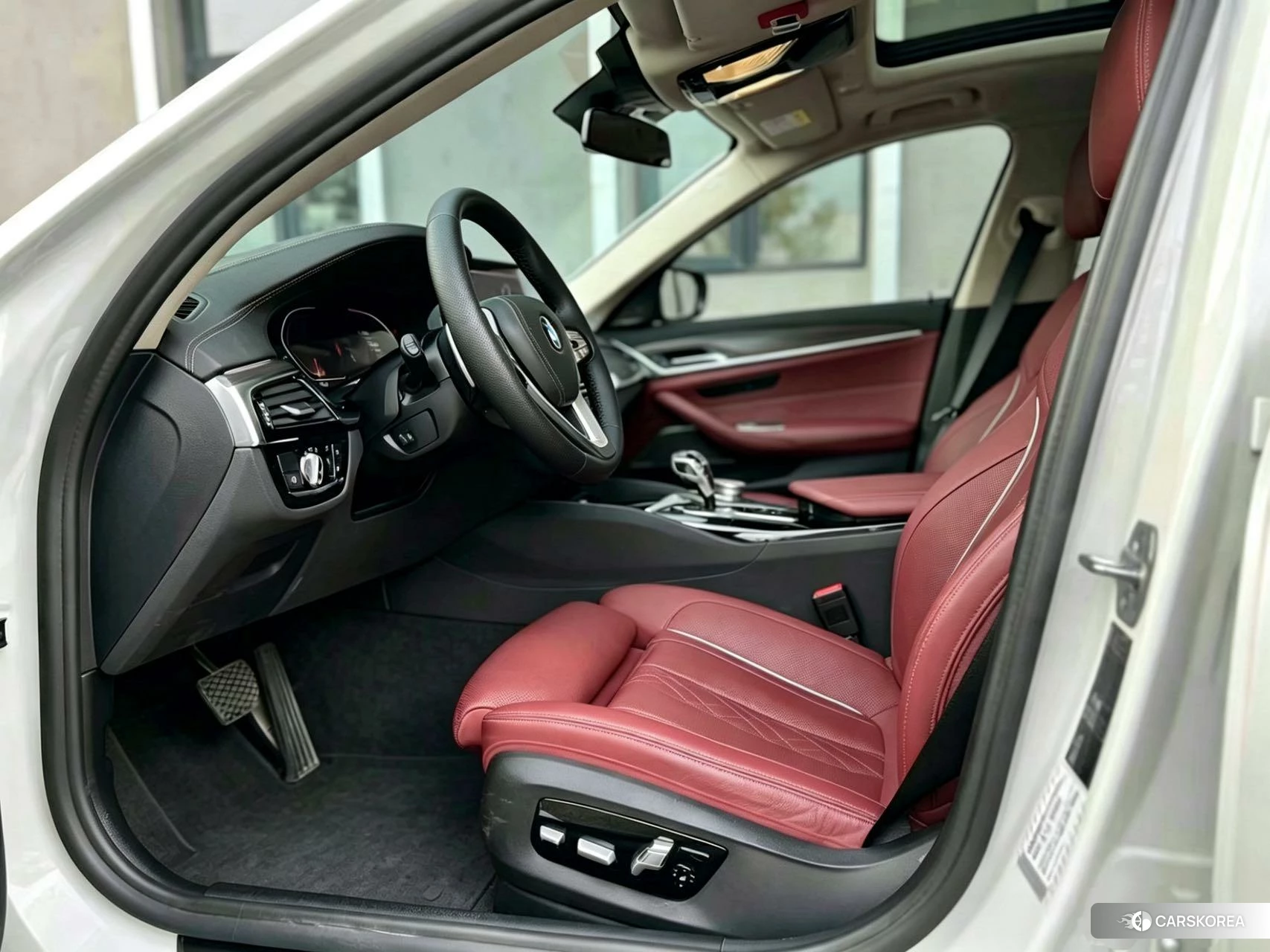 BMW 5 series 2020 Белый из Китая, фото 6