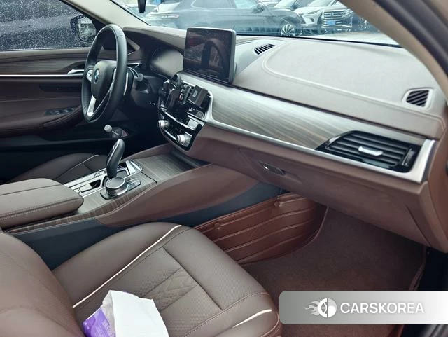 BMW 5 series 2021 Шампань из Китая, фото 6
