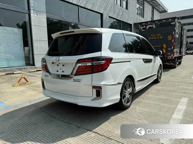 Honda Elysion 2021 Белый из Китая, фото 6