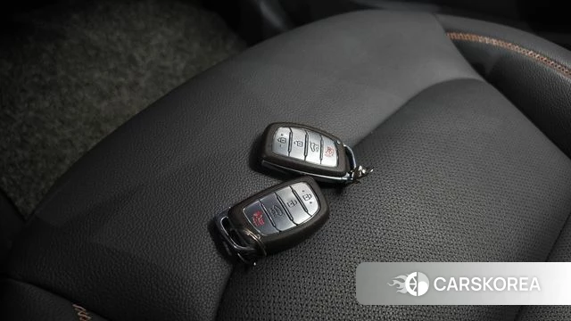 Hyundai Ionic Electric 2018 Светло-серебряный цвет из Кореи, фото 6