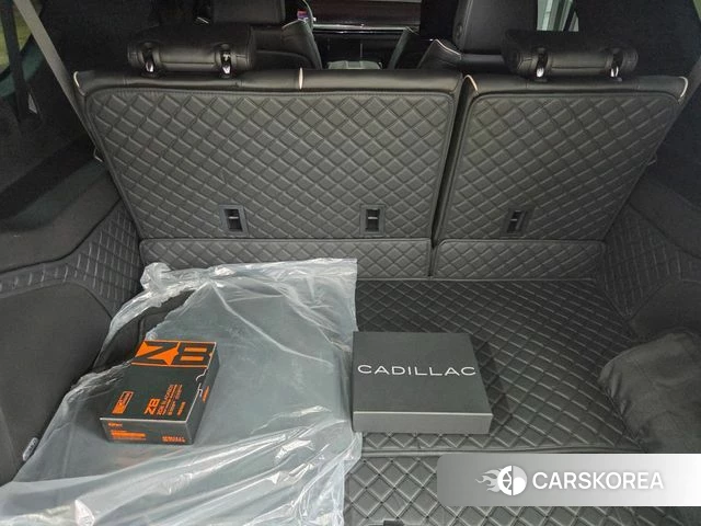 Cadillac Escalade 5th Generation 2026 Черный из Кореи, фото 6
