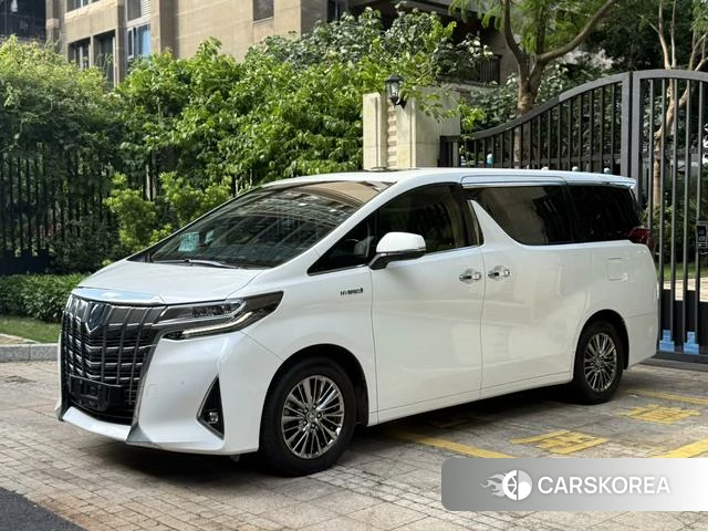 Toyota Alphard 2021 Белый из Китая, фото 6