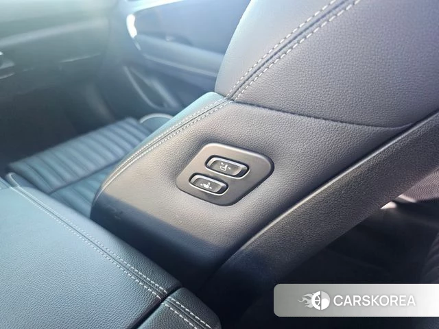 Genesis G70 2019 Красный из Кореи, фото 6