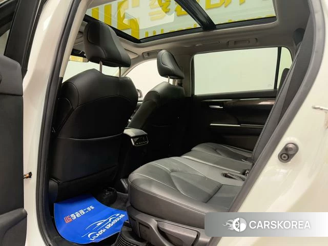 Toyota Highlander 2021 Белый из Китая, фото 6
