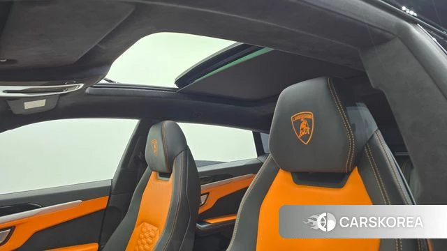 Lamborghini Urus 2022 Черный из Кореи, фото 6