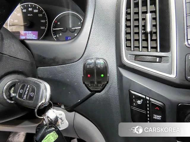 Hyundai The New Grand Starex 2018 Желтый из Кореи, фото 6