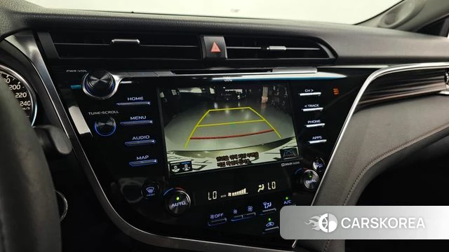 Toyota Camry (XV70) 2018 Коричневый из Кореи, фото 6