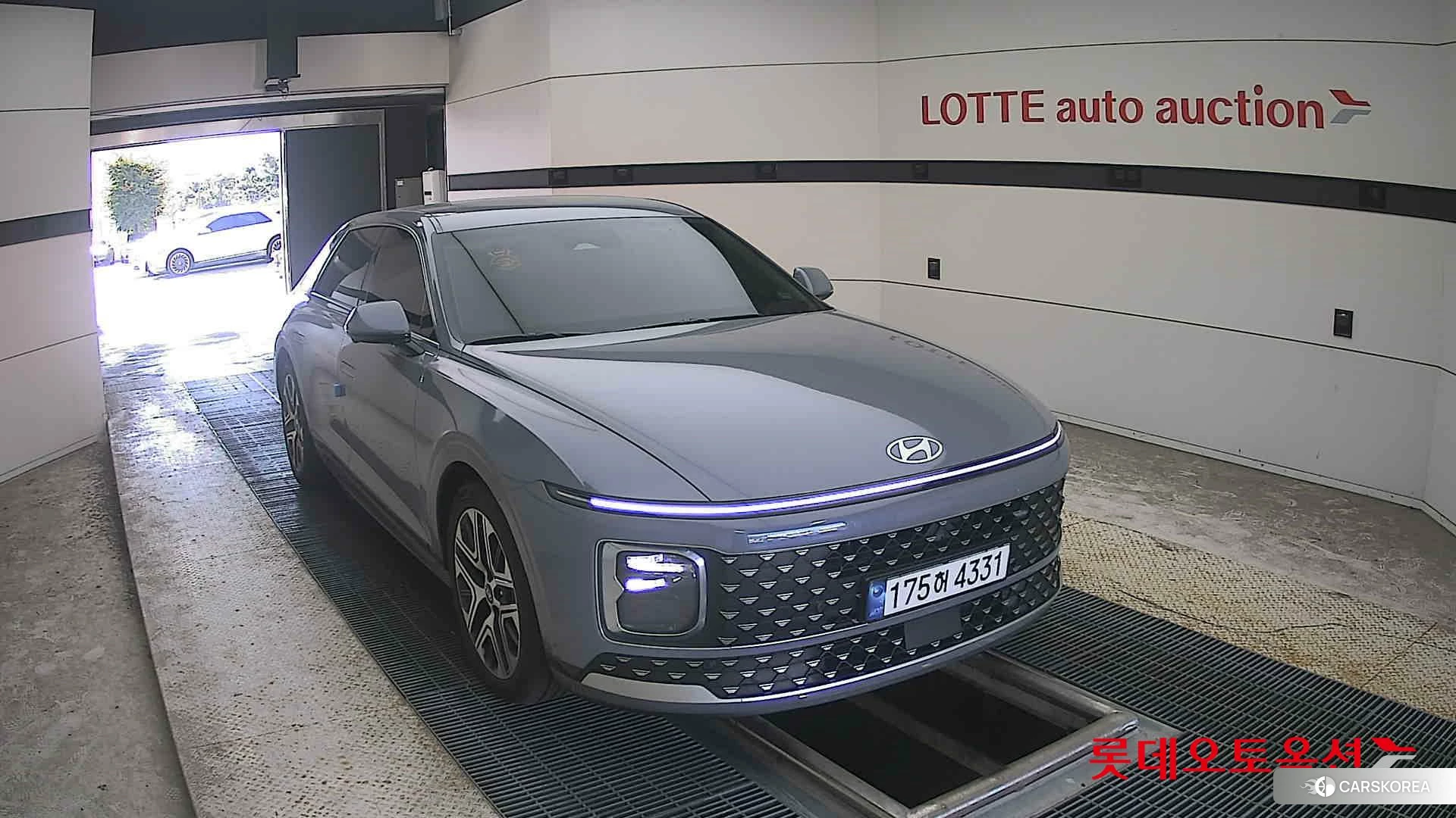 Hyundai Grandeur Hybrid id 4990007 из Кореи 6