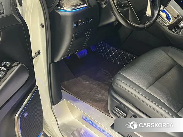 Toyota Vellfire 2021 Белый из Китая, фото 6