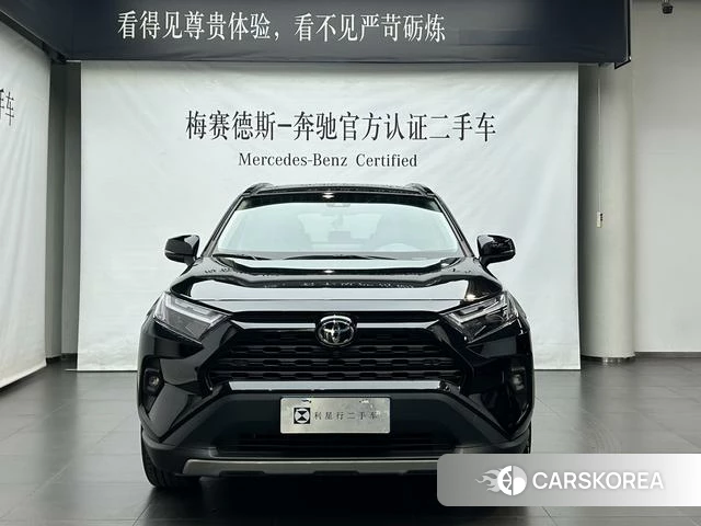 Toyota RAV4 2023 Черный из Китая, фото 6