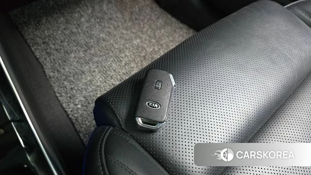Kia K7 Premier 2021 Черный из Кореи, фото 6