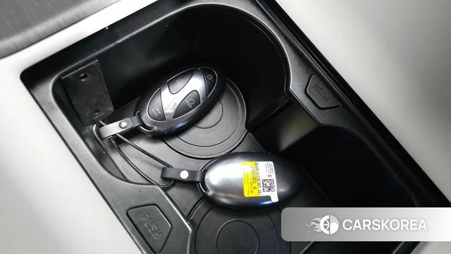Hyundai Grandeur Hybrid (GN7) id 5011312 из Кореи 7
