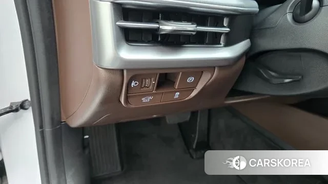 Hyundai Grandeur (GN7) id 3262795 из Кореи 7