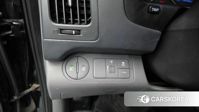 Hyundai The New Grand Starex id 4952458 из Кореи 7
