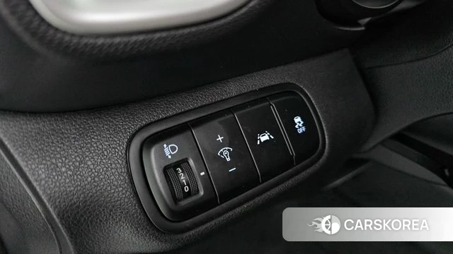 Hyundai Venue id 5028562 из Кореи 7