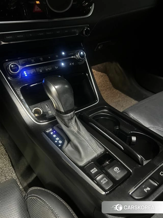 Hyundai Grandeur IG Hybrid id 4748626 из Кореи 7