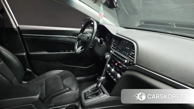 Hyundai The New Avante AD id 5048046 из Кореи 7