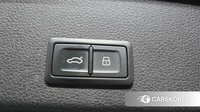 Audi e-Tron id 4906170 из Кореи 7
