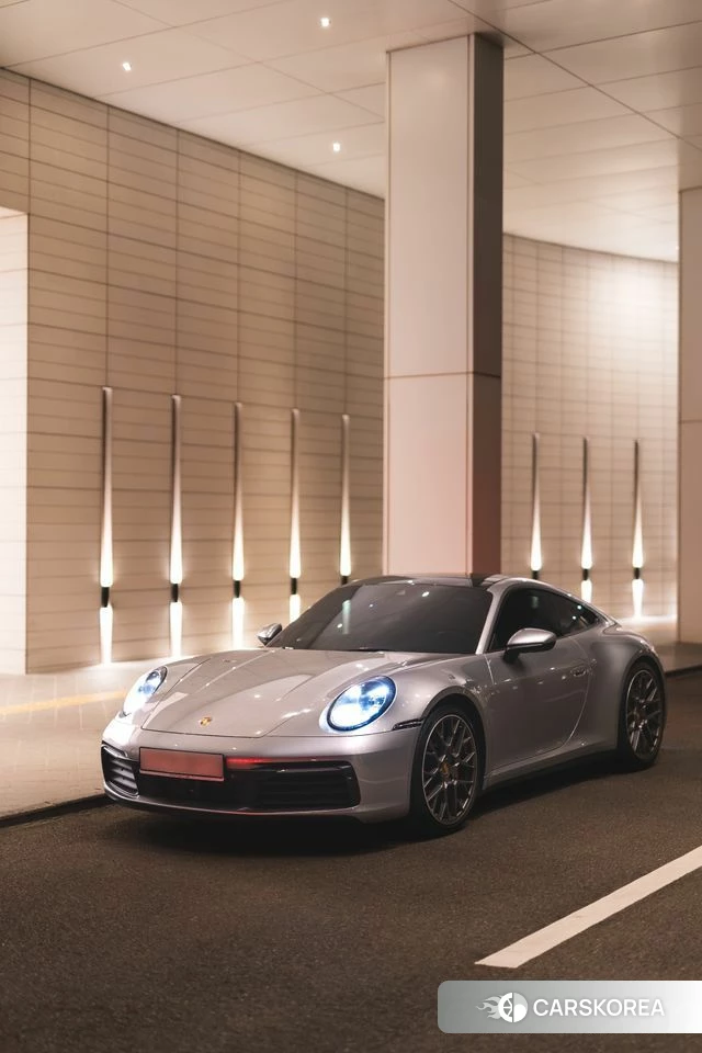 Porsche 911(992) id 4974400 из Кореи 7