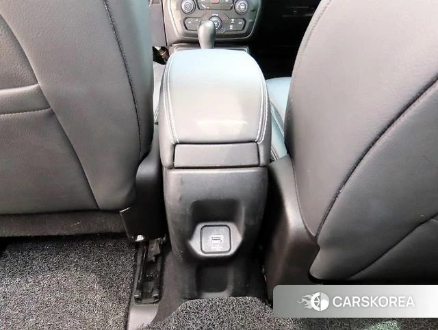 Jeep Renegade id 4992976 из Кореи 7