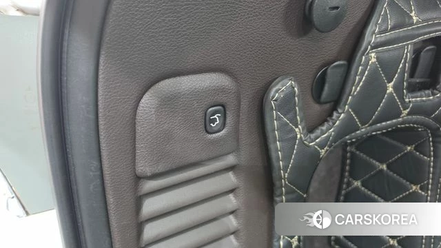 Jeep Grand Cherokee id 5042020 из Кореи 7