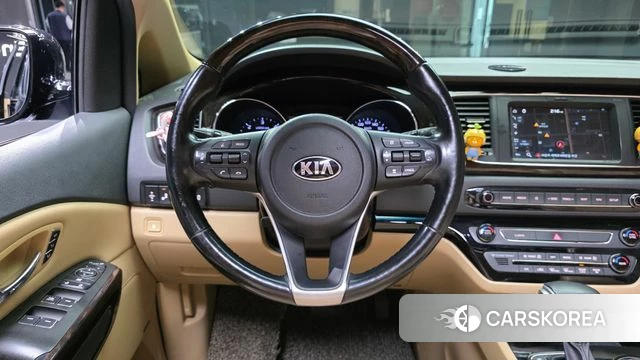 Kia The New Carnival id 5023759 из Кореи 7