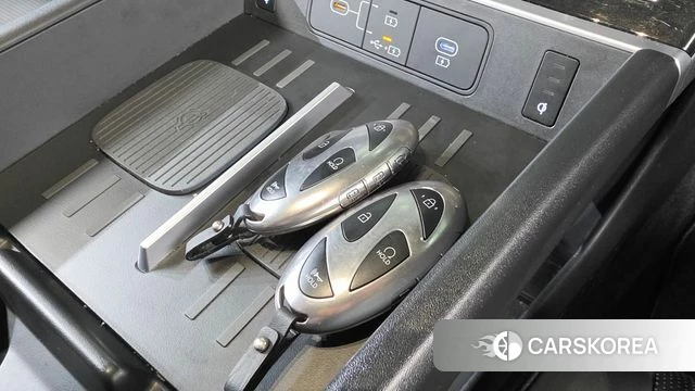 Hyundai Santa Fe (MX5) id 4715582 из Кореи 7