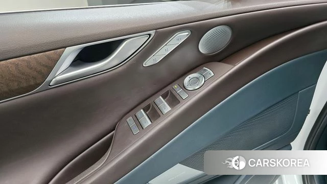Genesis G80 (RG3) id 5026328 из Кореи 7