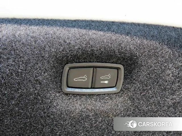 Porsche Taycan id 4975464 из Кореи 7
